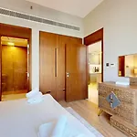 Chic And Airy 1Br Furnished In 2020 Marquis