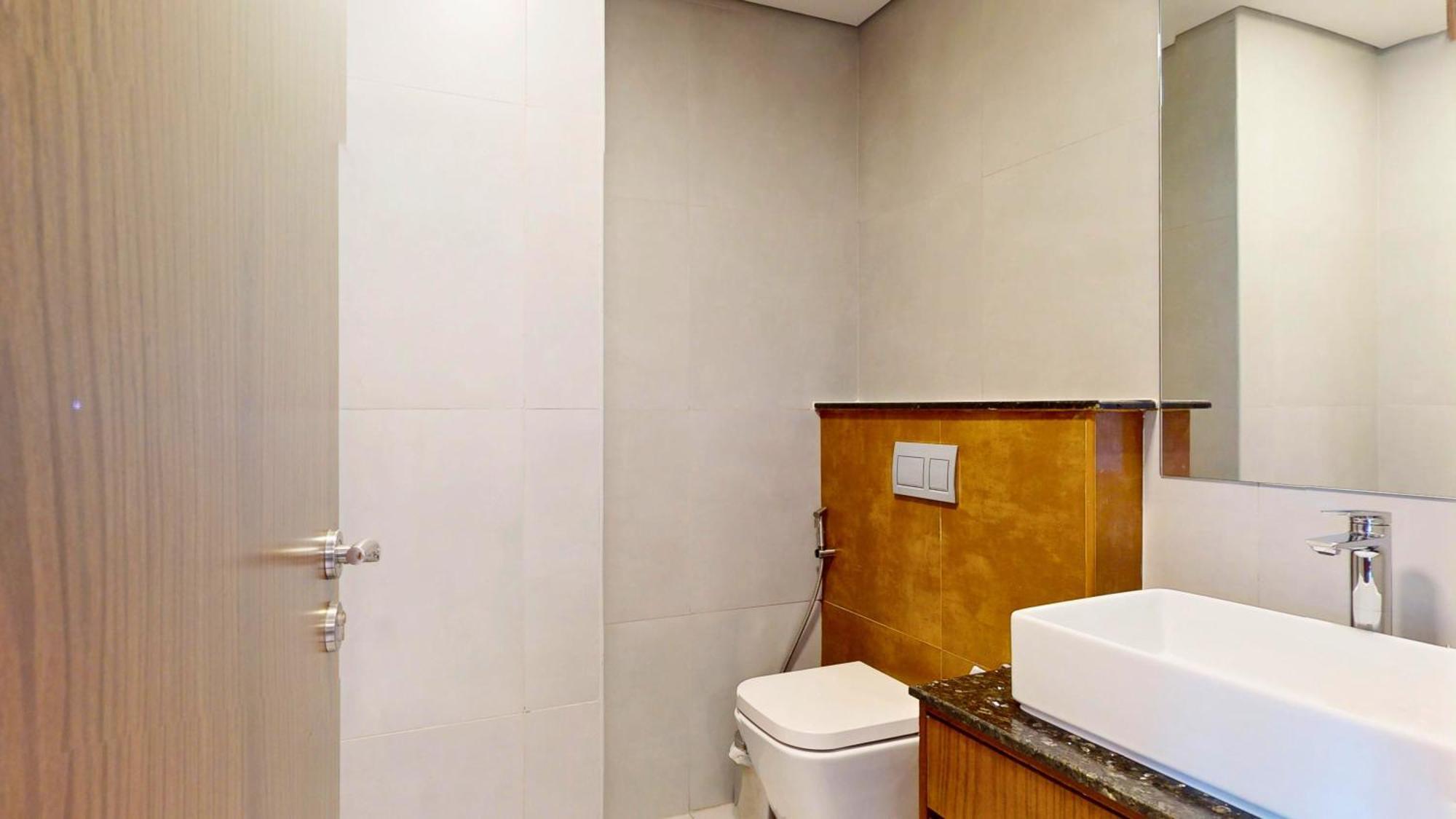 Apartment Chic And Airy 1br Furnished In 2020 Marquis Dubai